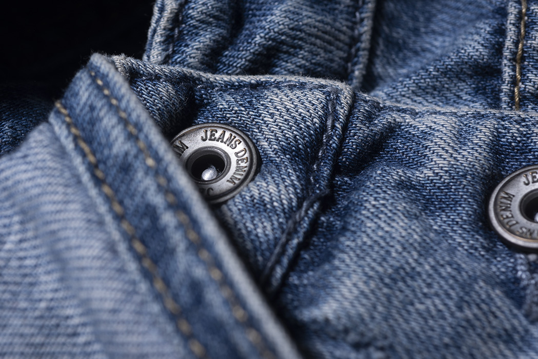 Von der Niete zur Ikone: Wie Levi’s Distinktion baut – und warum das für Entscheider heute wichtiger ist als schnelle Kampagnen