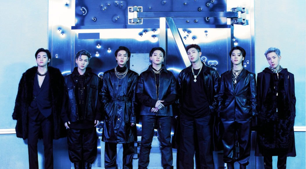 Hype ist ein Deal mit der Enttäuschung: Was Marken vom BTS-Comeback über Knappheit, Erwartungsanker und Comeback-Strategie lernen